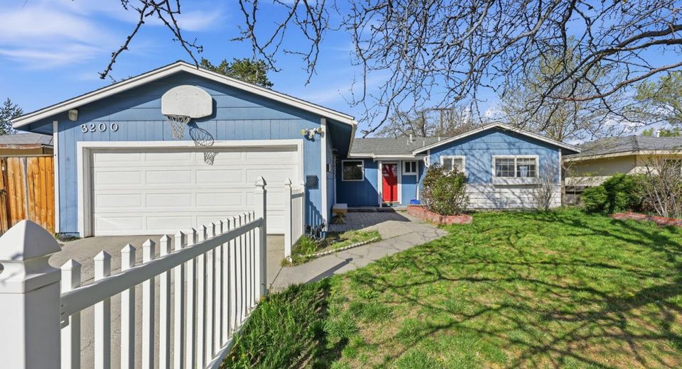 3200 Pine Lane, Carson City, NV 89706 Photo