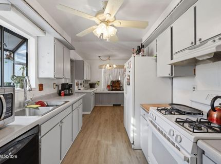 3200 Pine Lane, Carson City, NV 89706 Photo