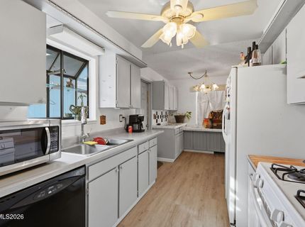 3200 Pine Lane, Carson City, NV 89706 Photo