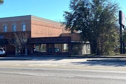 139 N Main Street photo 4