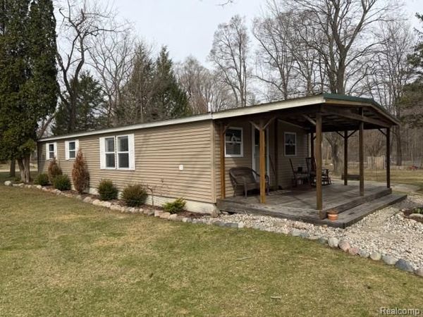 2700 Flint River Road, Oregon Twp, MI 48446