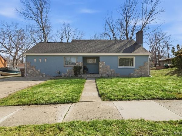 297 Starr Avenue, Pontiac, MI 48341