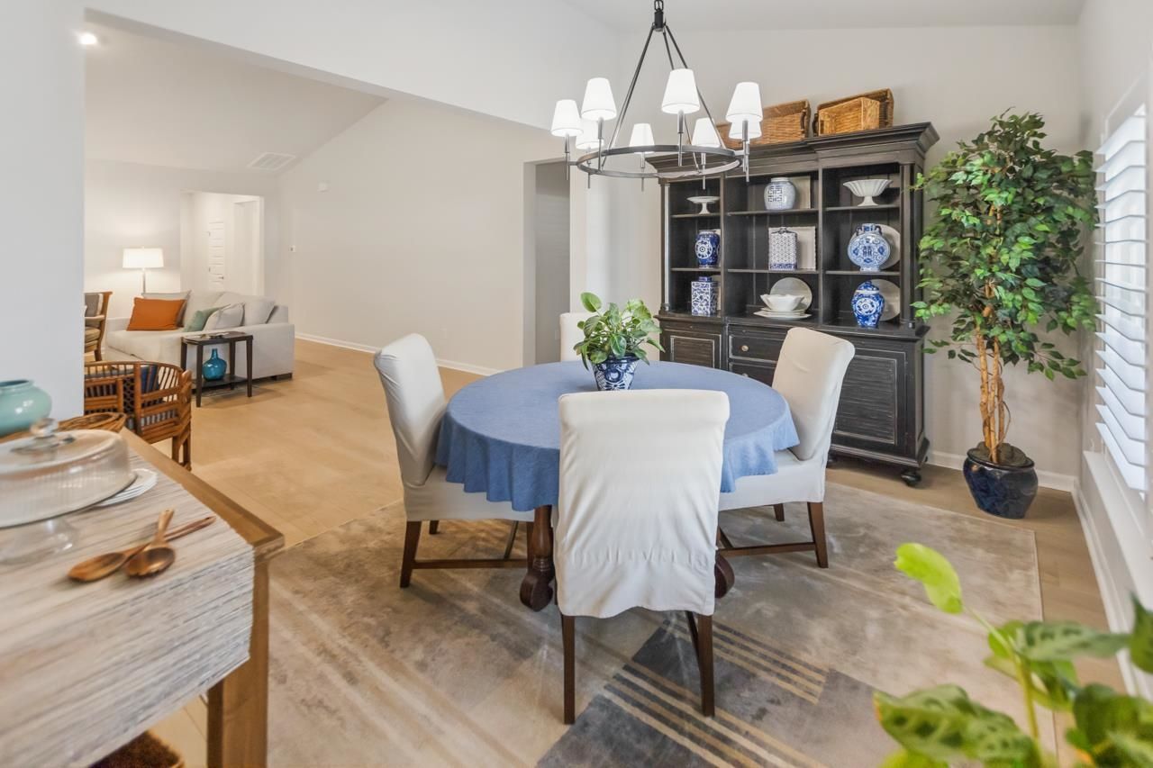 2009 Lone Cypress Dr Photo 13