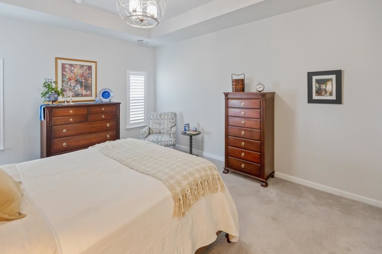 2009 Lone Cypress Dr Photo 17