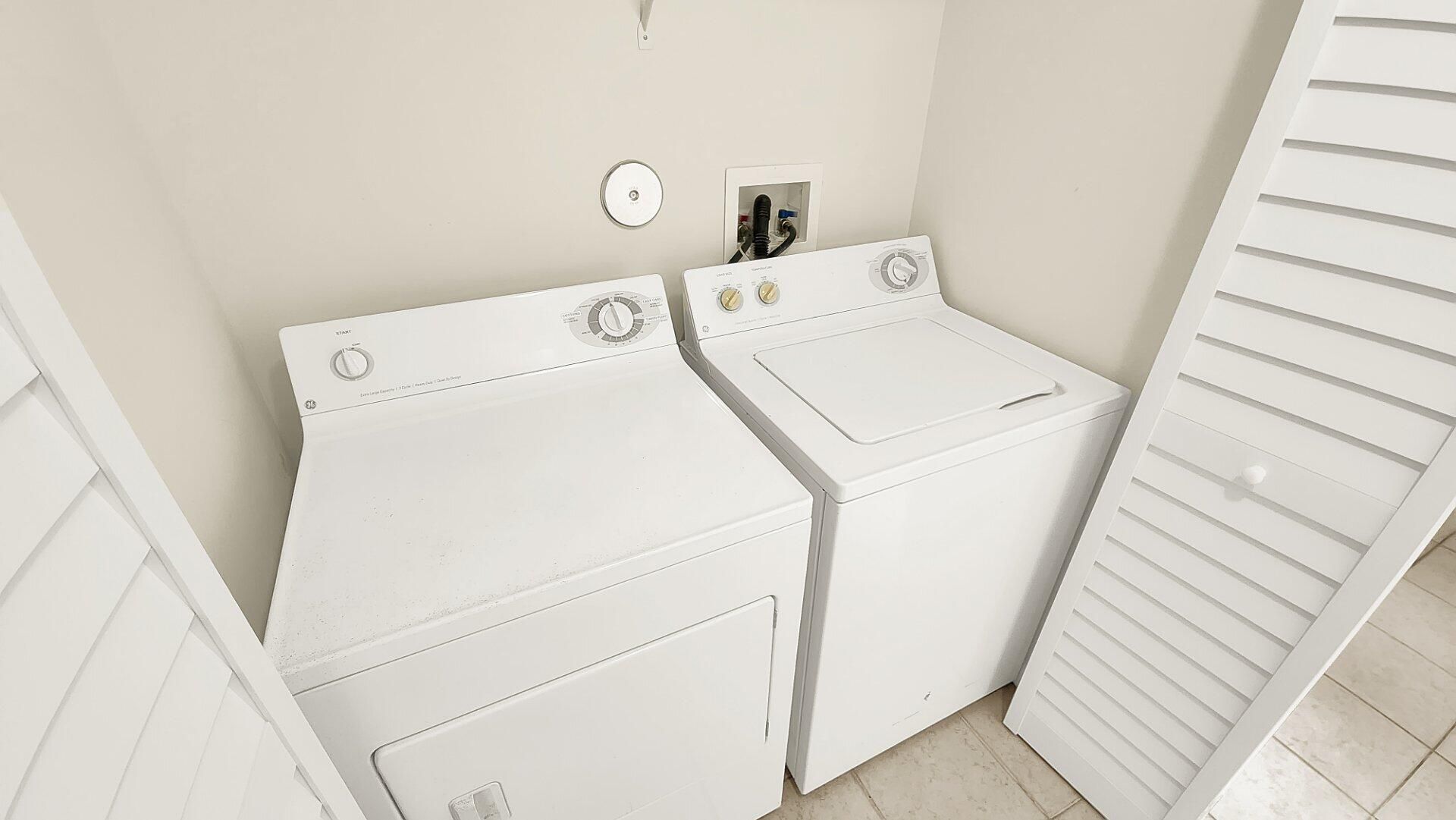 580 S Sapodilla Avenue, Unit 102, West Palm Beach, FL 33401 Photo