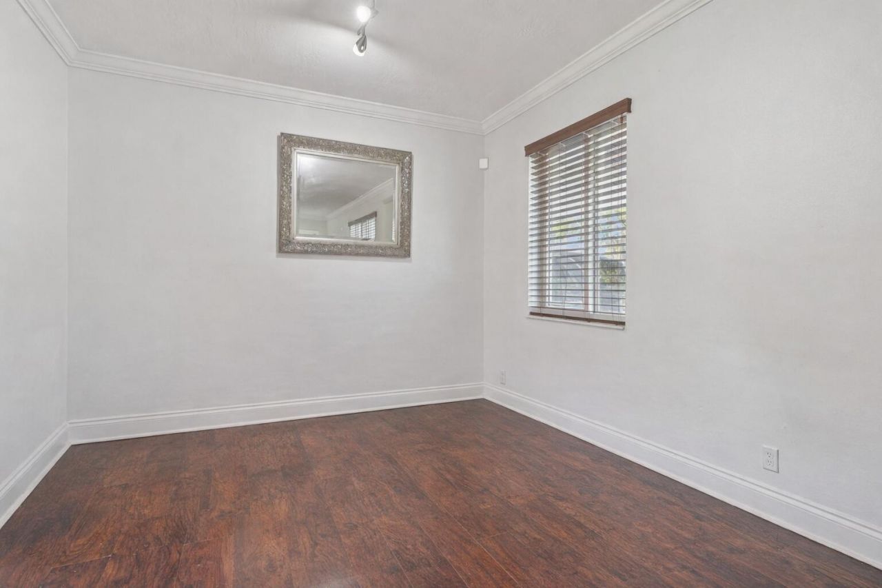 4688 NW 1st Street, Plantation, FL 33317 Photo