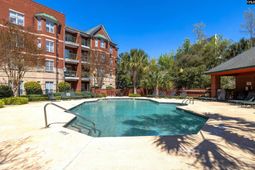 900 Taylor Street photo 4