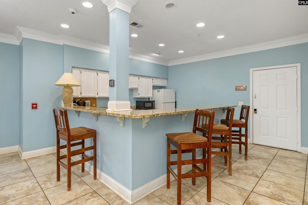 900 Taylor Street Photo 28