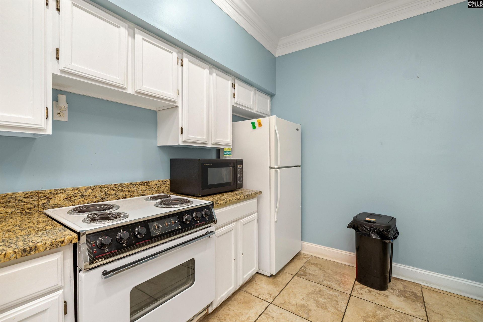 900 Taylor Street Photo 30