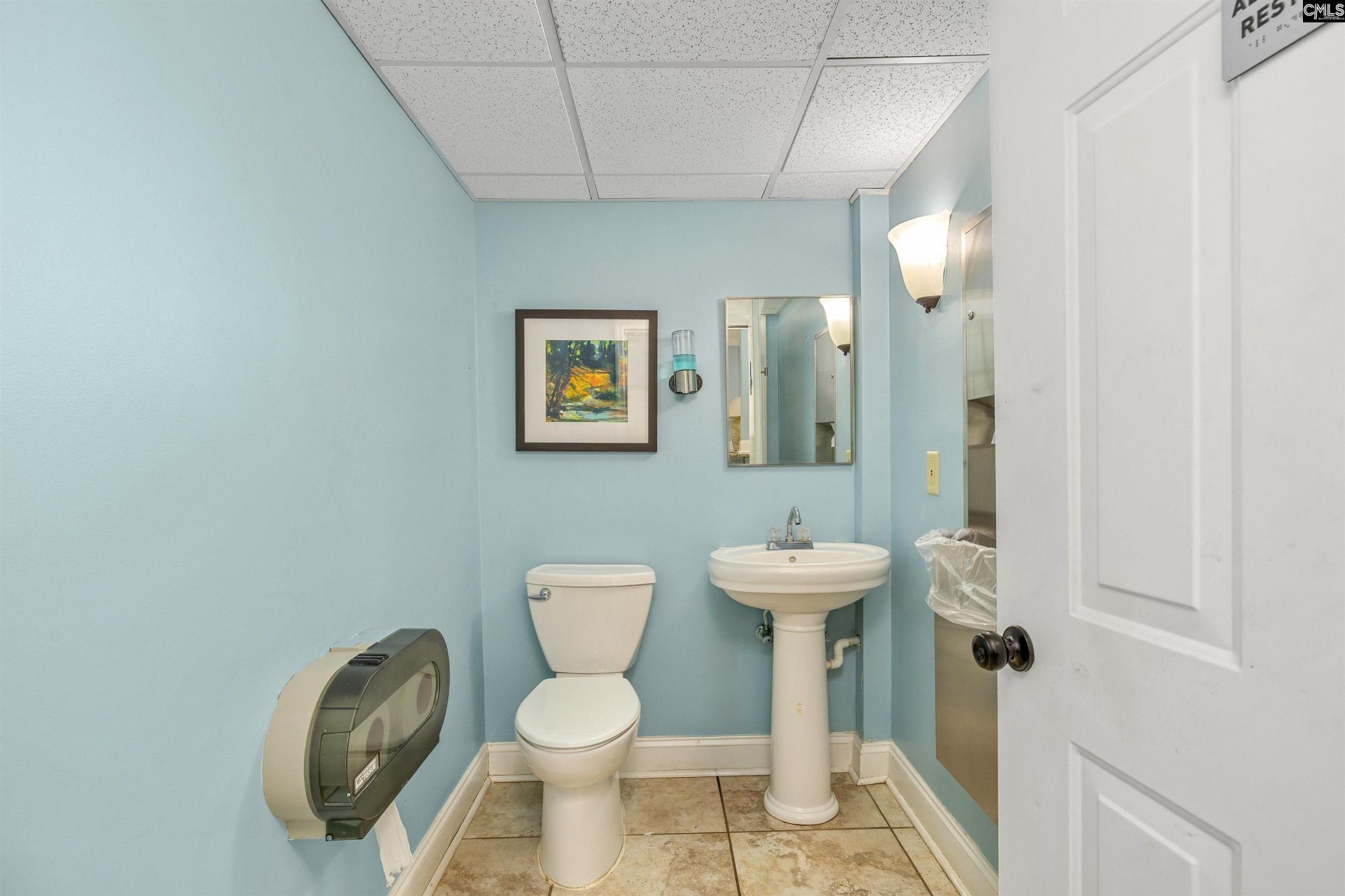 900 Taylor Street Photo 32