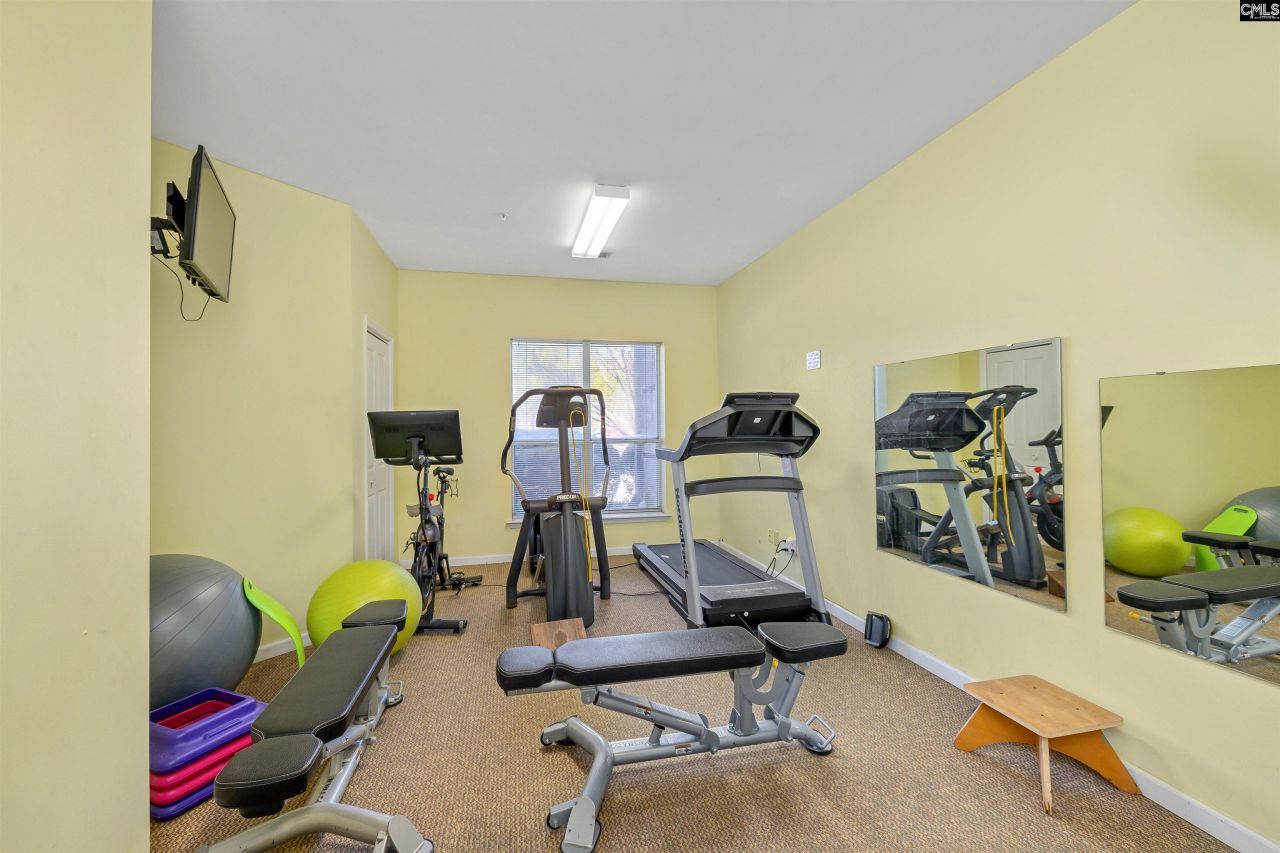 900 Taylor Street Photo 34