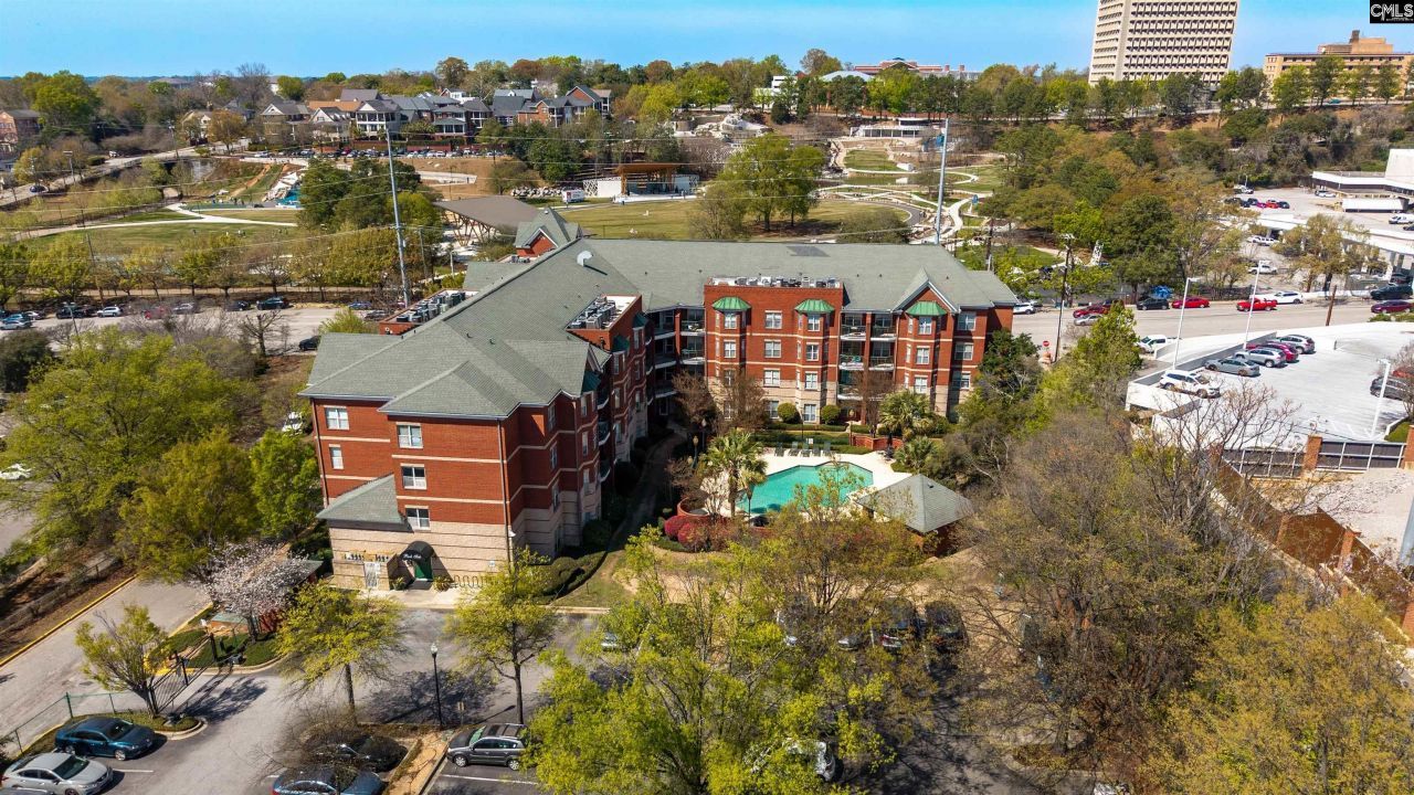 900 Taylor Street Photo 48