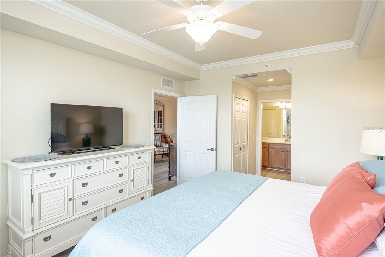 7005 River Hammock Drive , Unit 204, Bradenton, FL 34212 Photo