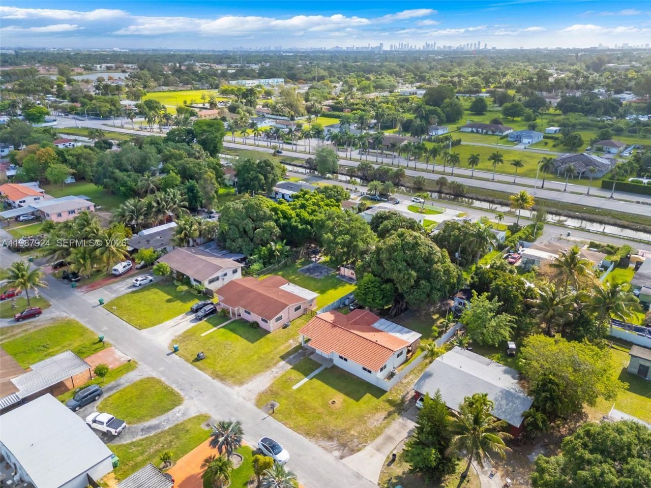 10747 NW 22nd Ct, Miami, FL 33167 Photo