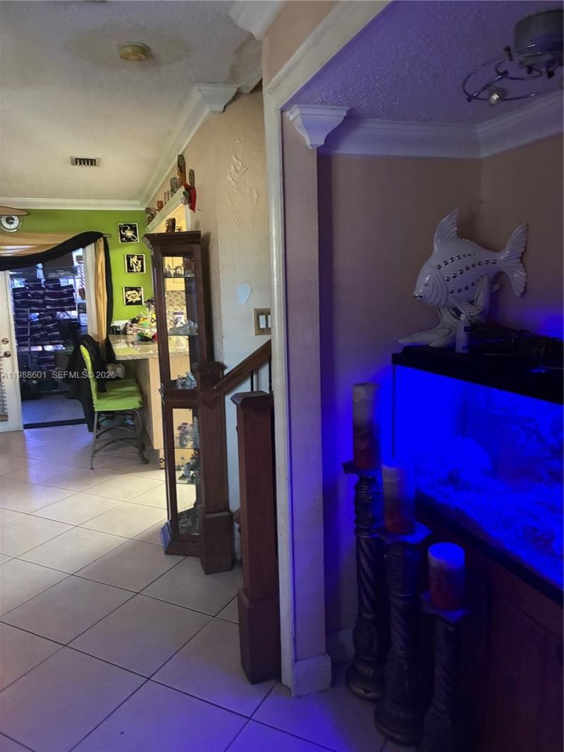 2530 W 60th Pl , Unit 103-17, Hialeah, FL 33016 Photo