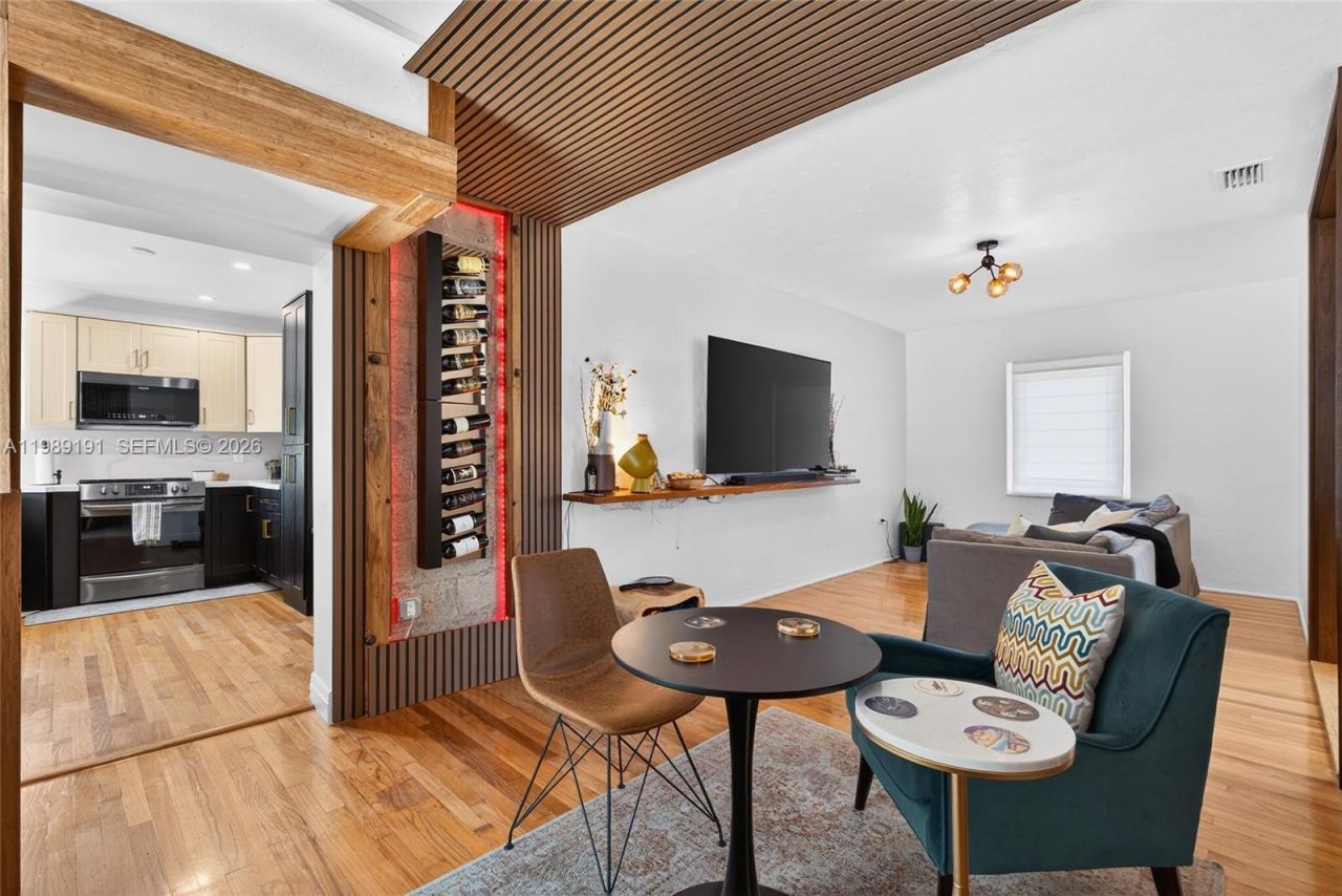 2431 SW 4th St, Miami, FL 33135 Photo