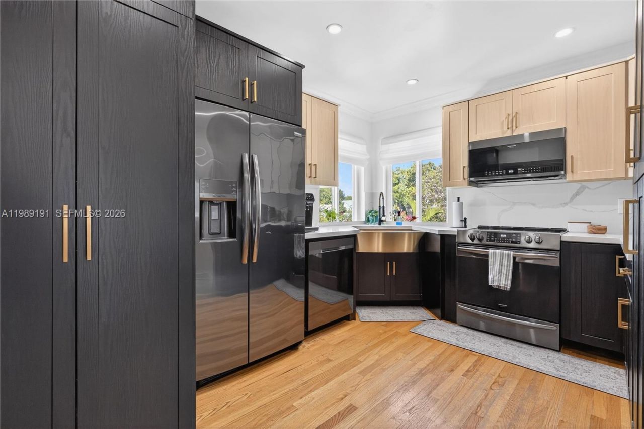 2431 SW 4th St, Miami, FL 33135 Photo