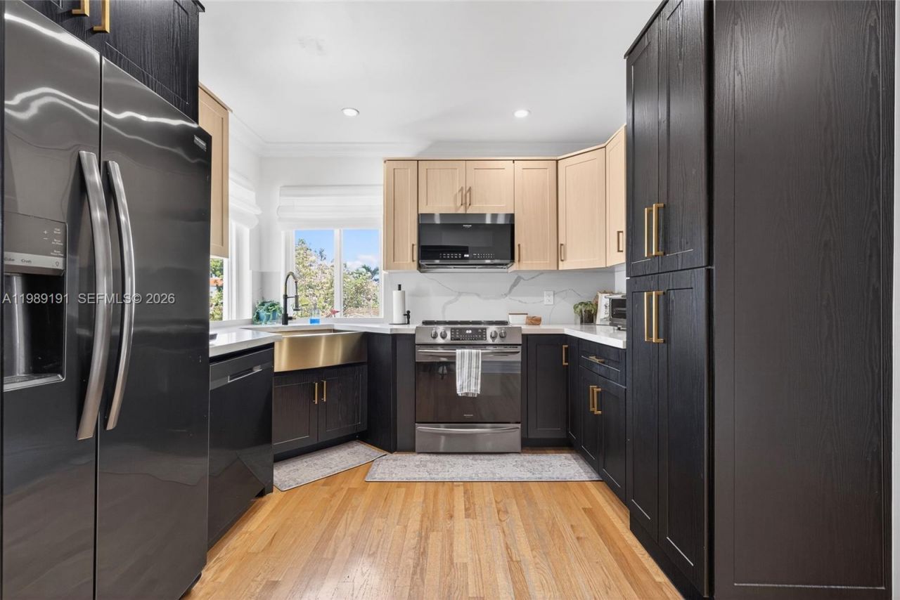 2431 SW 4th St, Miami, FL 33135 Photo