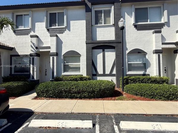 2359 SE 23rd Dr, Unit 2359, Homestead, FL 33035