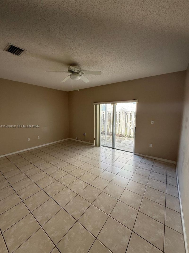 2359 SE 23rd Dr, Unit 2359, Homestead, FL 33035 Photo