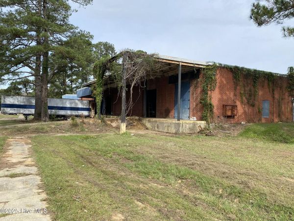 523 Flitter Hill Road , Whiteville, NC 28472