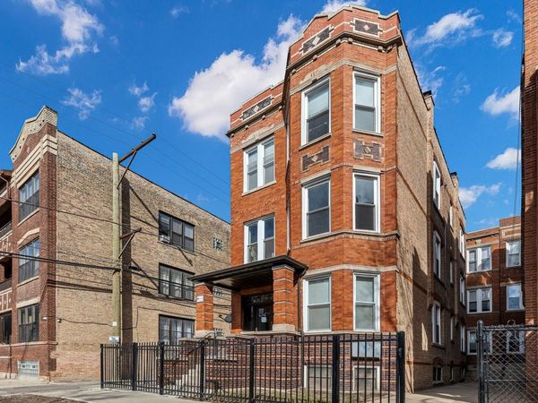 2346 W Thomas Street , Unit 3F, Chicago, IL 60622