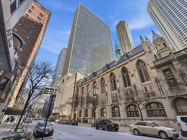 111 E Chestnut Street , Unit 50G, Chicago, IL 60611