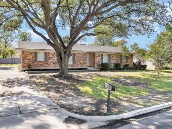 3170 Golfing Green Drive, Farmers Branch, TX 75234