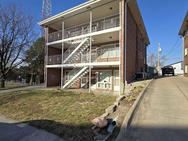 3255 S 12 Street, Lincoln, NE 68502