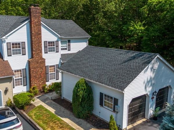 8 Tomahawk Dr, Wayne, NJ 07470