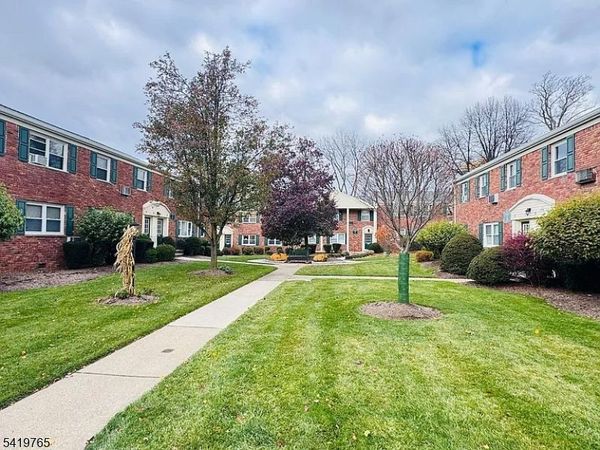 87 Roseland Ave, Unit 91, Caldwell, NJ 07006