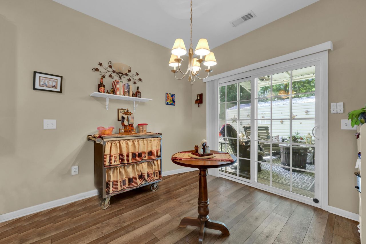 542 Brick Barn Lane Photo 11