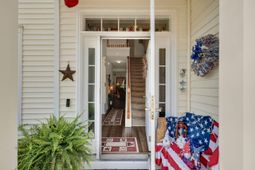 542 Brick Barn Lane photo 4