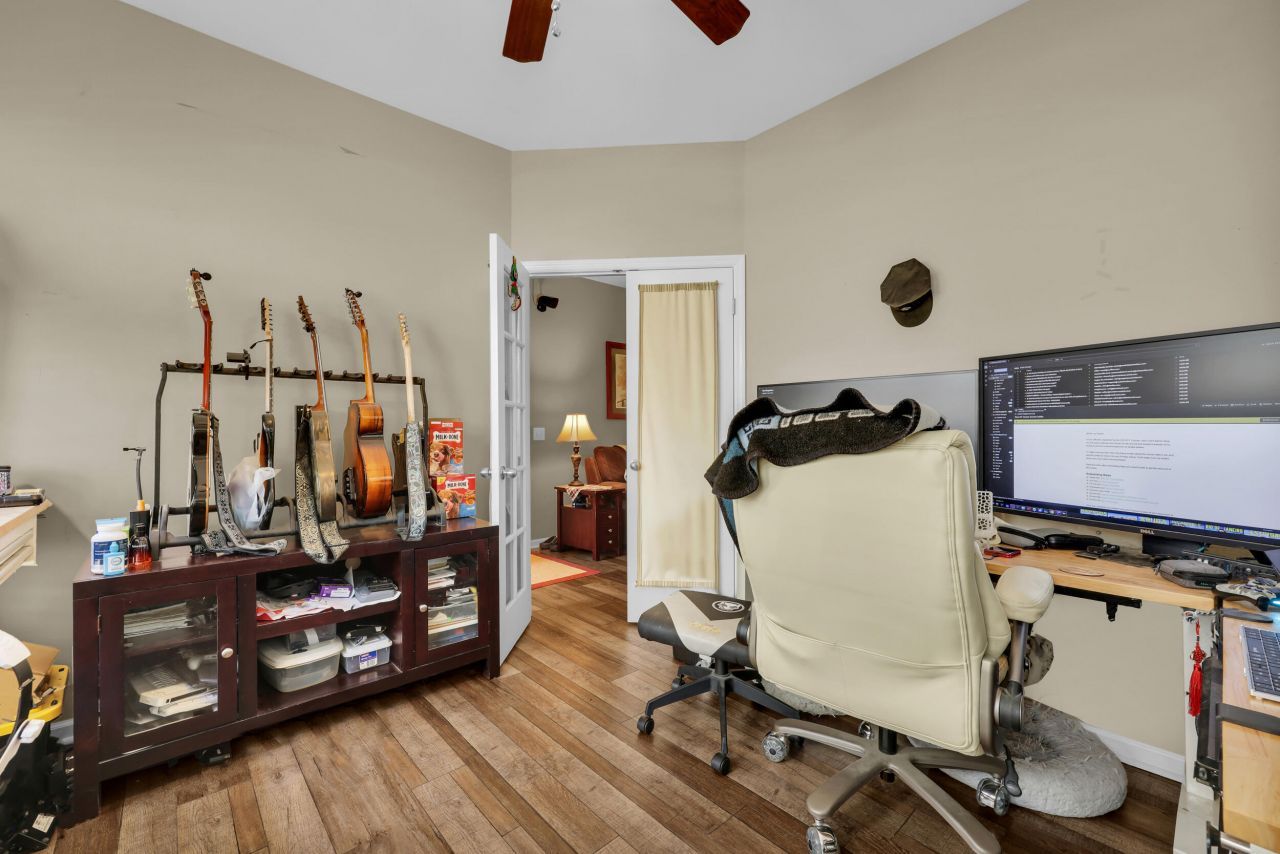 542 Brick Barn Lane Photo 21