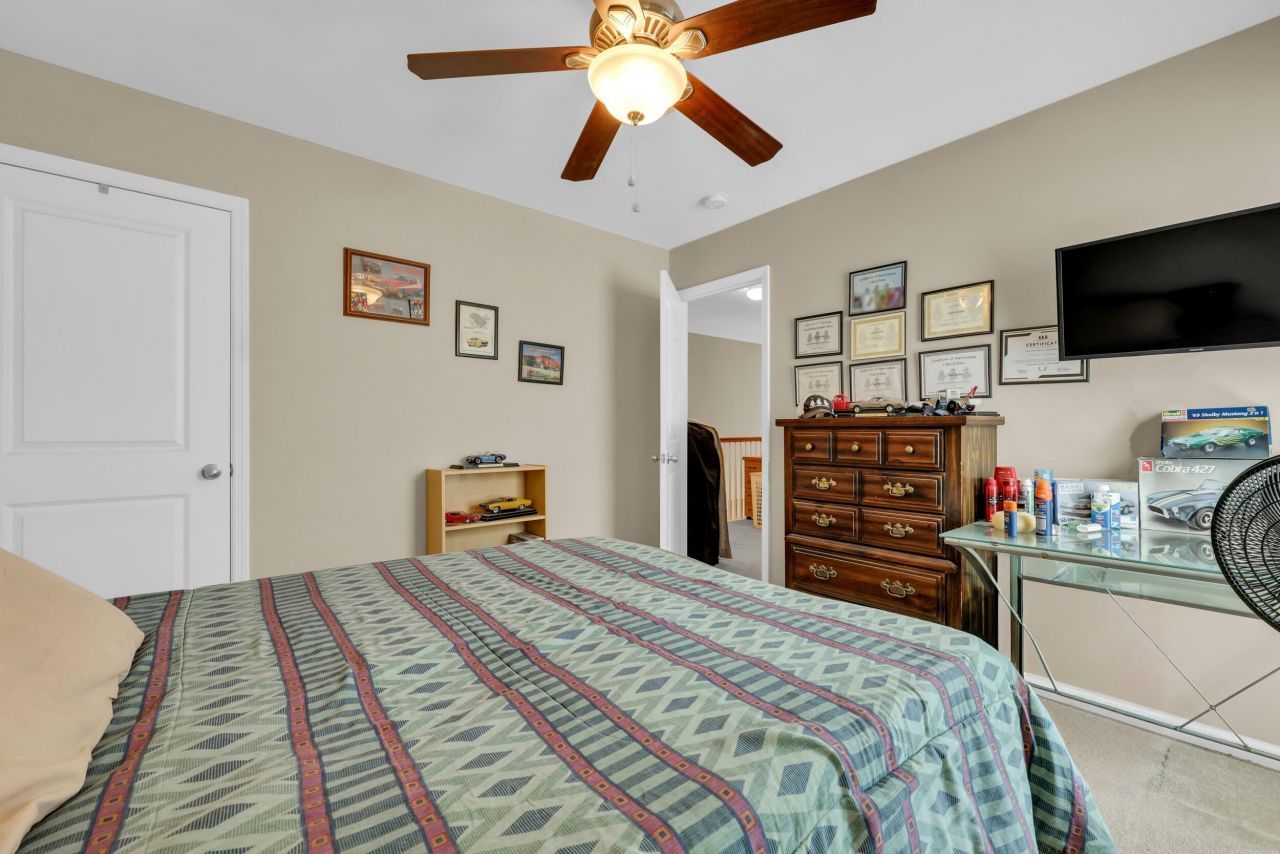 542 Brick Barn Lane Photo 33