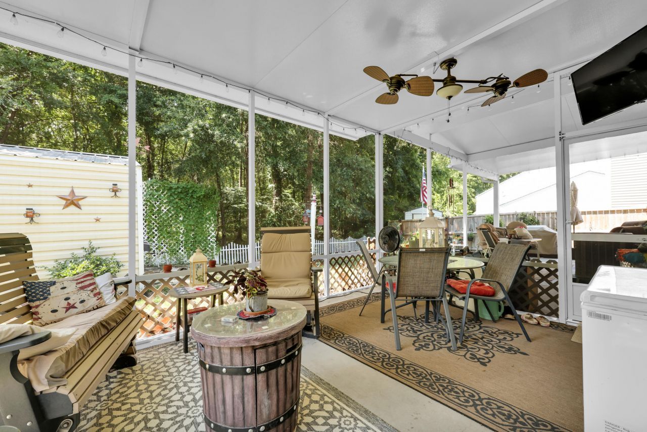 542 Brick Barn Lane Photo 37