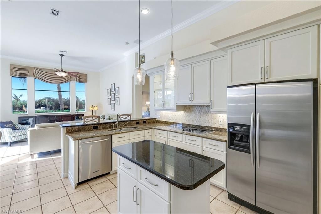 2022 El Dorado Pkwy W, Cape Coral, FL 33914 Photo