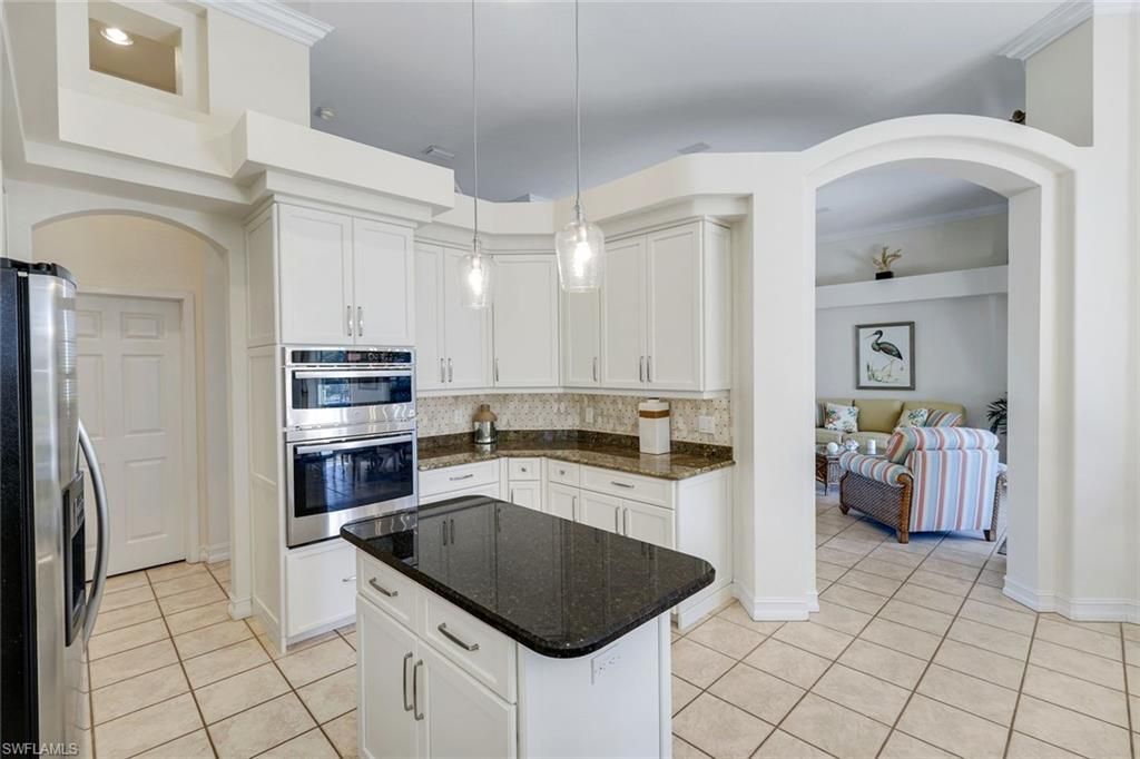 2022 El Dorado Pkwy W, Cape Coral, FL 33914 Photo