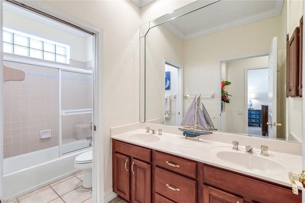 2022 El Dorado Pkwy W, Cape Coral, FL 33914 Photo