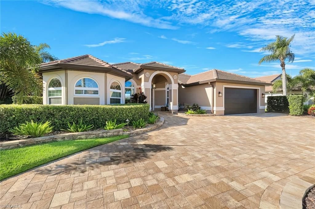 2022 El Dorado Pkwy W, Cape Coral, FL 33914 Photo