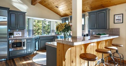 12391 Stockholm Way, Truckee, CA 96161 Photo