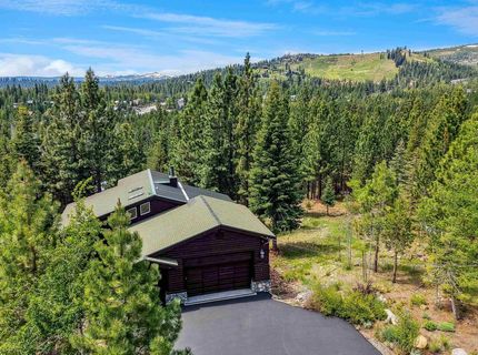 12391 Stockholm Way, Truckee, CA 96161 Photo
