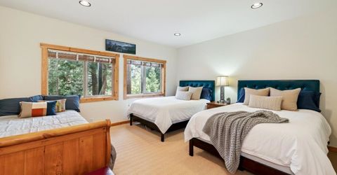 12391 Stockholm Way, Truckee, CA 96161 Photo