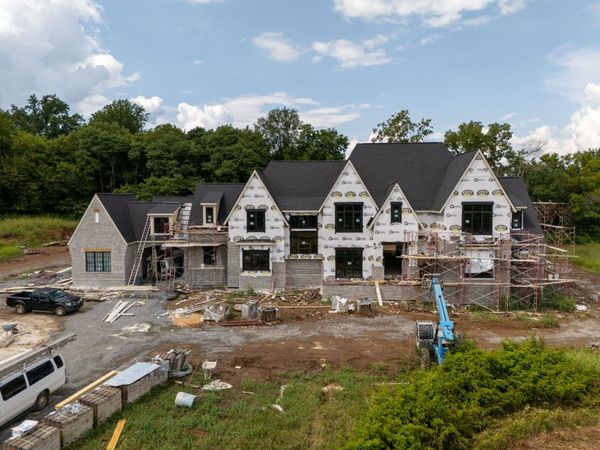 7019 Belcastle Ln, College Grove, TN 37046