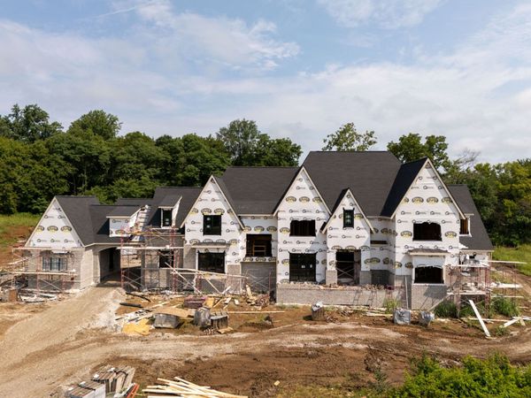 7019 Belcastle Ln, College Grove, TN 37046