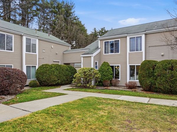 72 Nassau Dr, Unit 72, Springfield, MA 01129