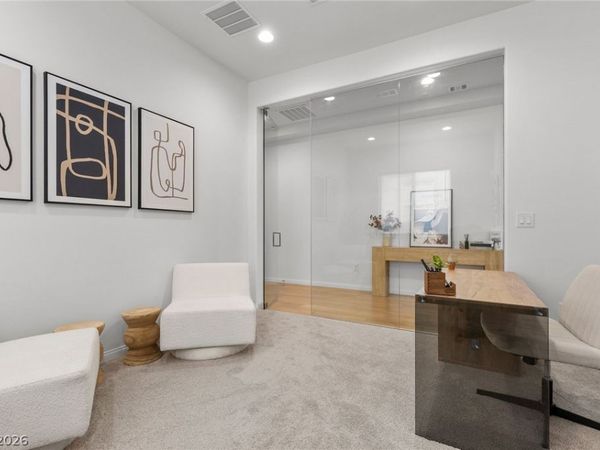 10141 Zeta Tucana Street, Las Vegas, NV 89143