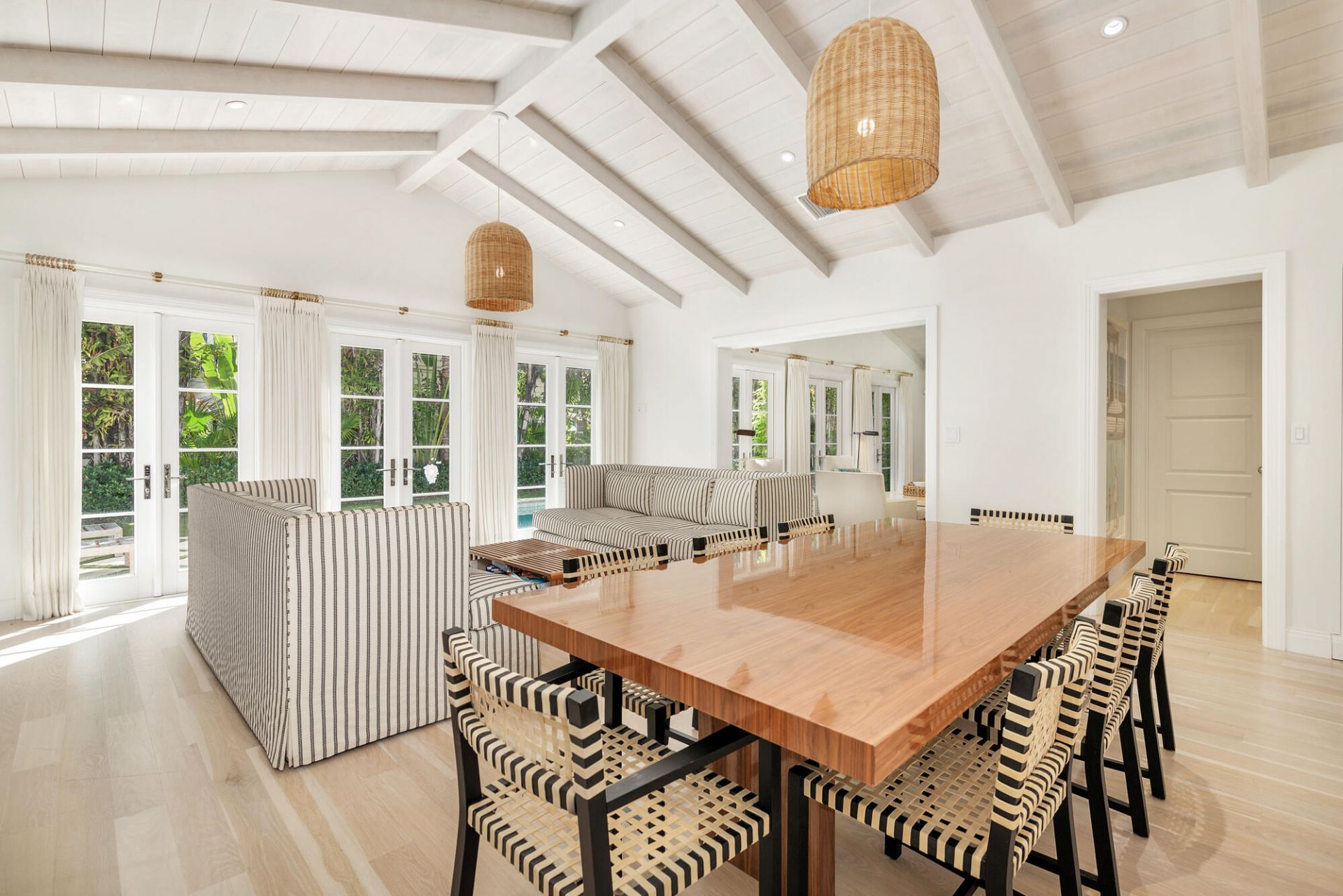 417 Seaview Avenue, Palm Beach, FL 33480 Photo