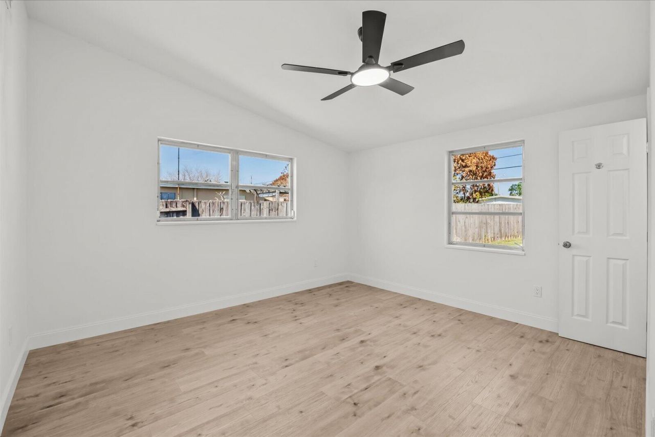 555 SE Airoso Boulevard, Port Saint Lucie, FL 34983 Photo