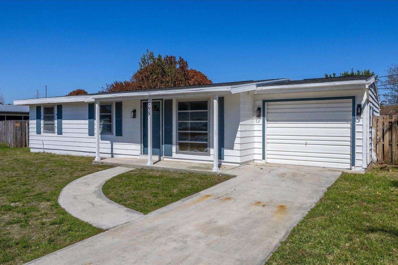 555 SE Airoso Boulevard, Port Saint Lucie, FL 34983 Photo